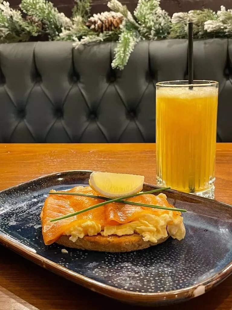 Cafe On Waterlane