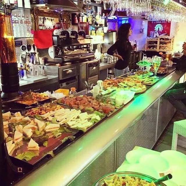 Fashion Bar