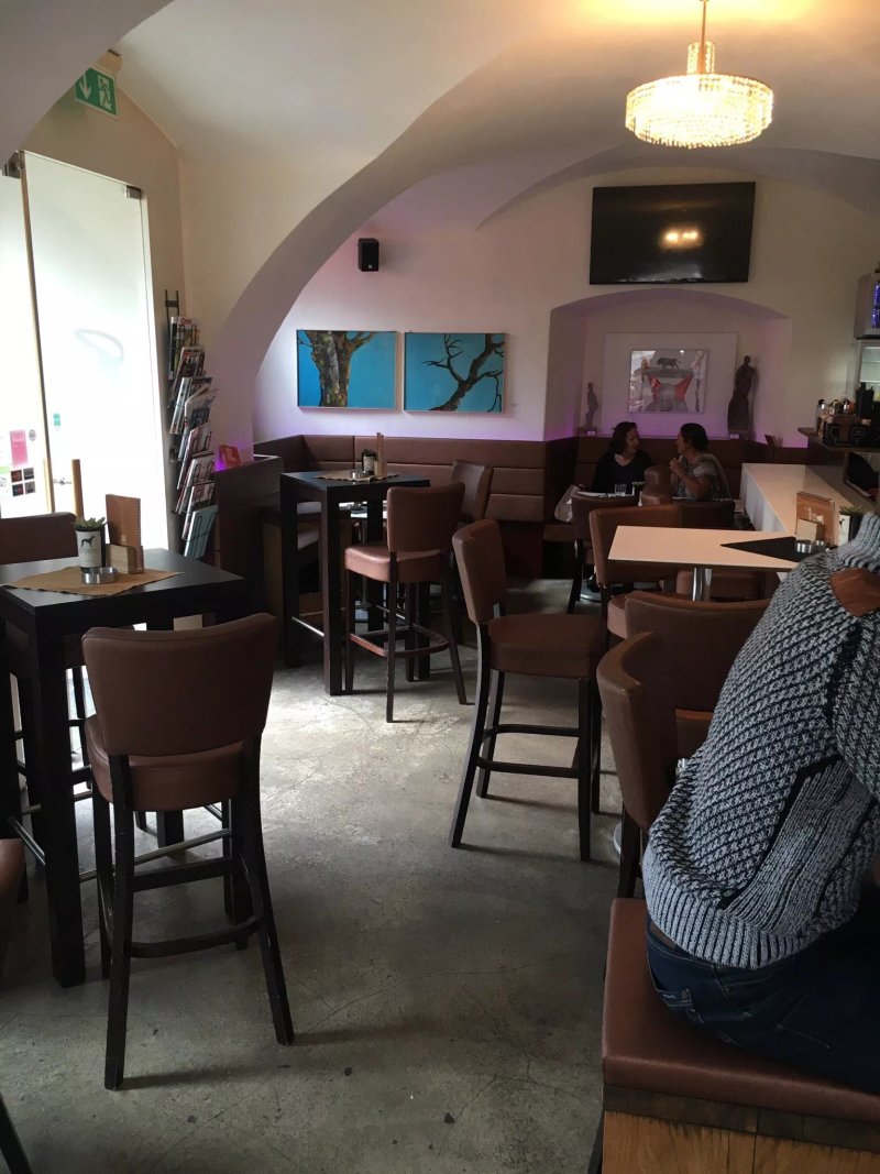 LuSt Cafe Bar