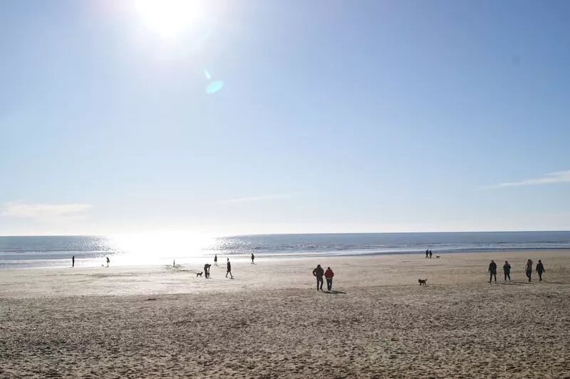 Luxury 5 En-Suite Holiday House 2 minutes from beach. Dog friendly!