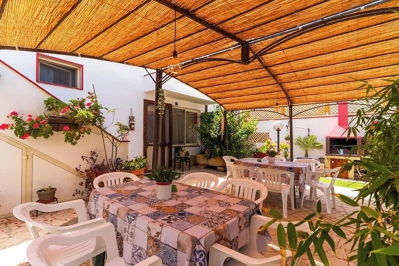 Apartment 'Casa Venere Luxury' with Shared Pool, Wi-Fi and Air Conditioning