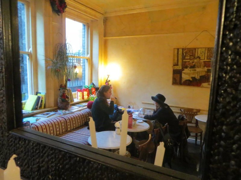 Montparnasse Cafe