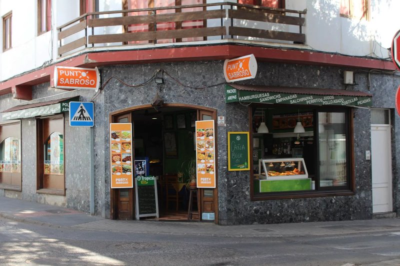 Asadero de Pollos y Areperia Punto Sabroso