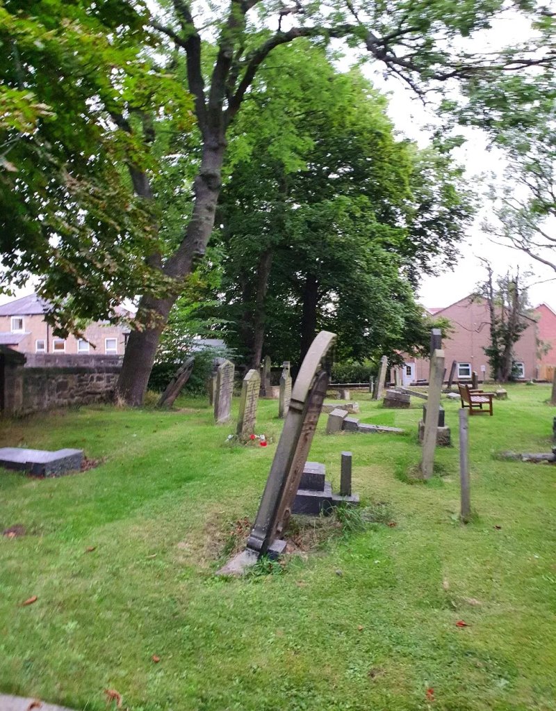 St Nicholas Church Gardens