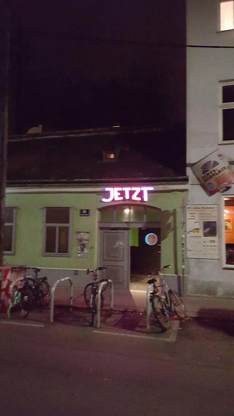 Jetzt