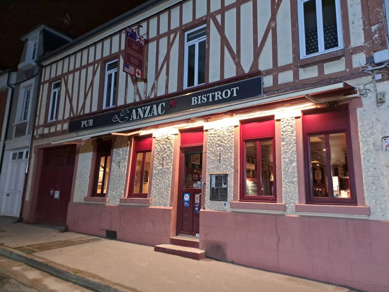 L'Anzac Pub