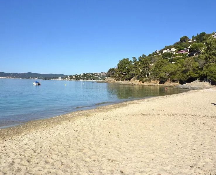 New apartment at 200 m Beach La Fossette -View Sea from all rooms