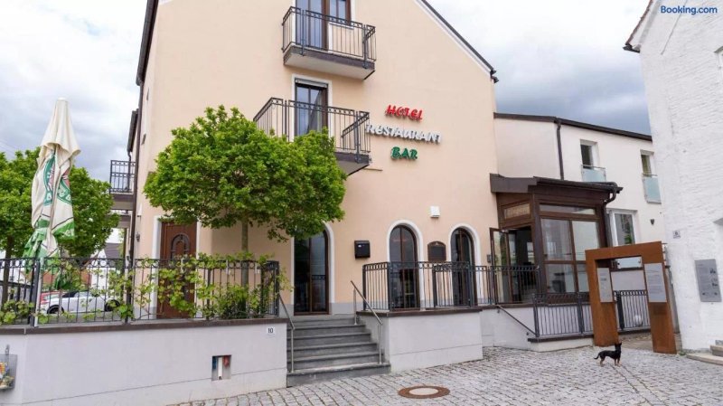 Amalfi Buttenwiesen