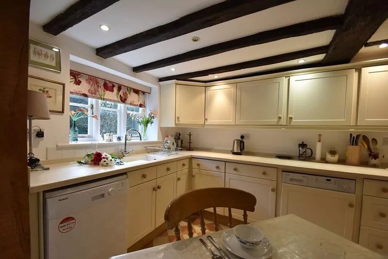 Whitefriars is a family & dog friendly holiday home, sleeping 8 guests in Rye