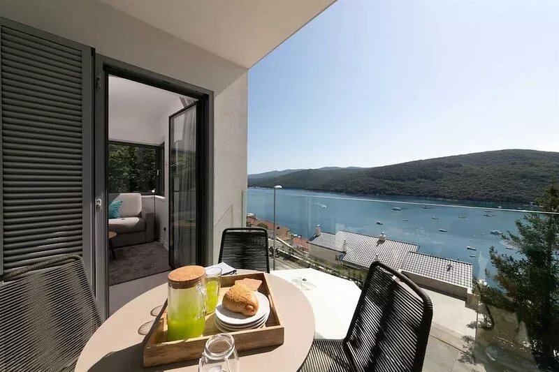 Premium apartment Kanat III with a sea view