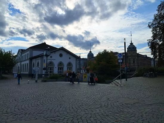 Historische Hafenuhr