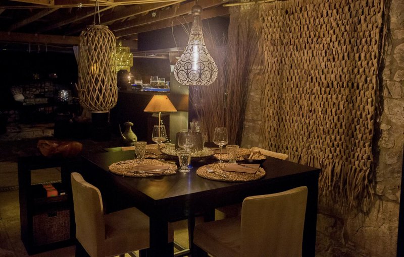 Aux Lodges Du Mas De Nadal  Restaurant & Cocktail Bar