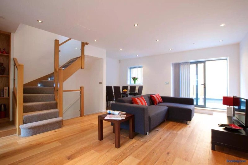 Miles Place Apartments