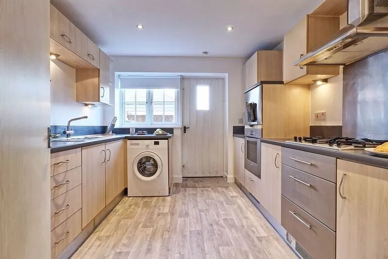 Cosy, peaceful, stylish 2 bedroom flat which a home away from home.