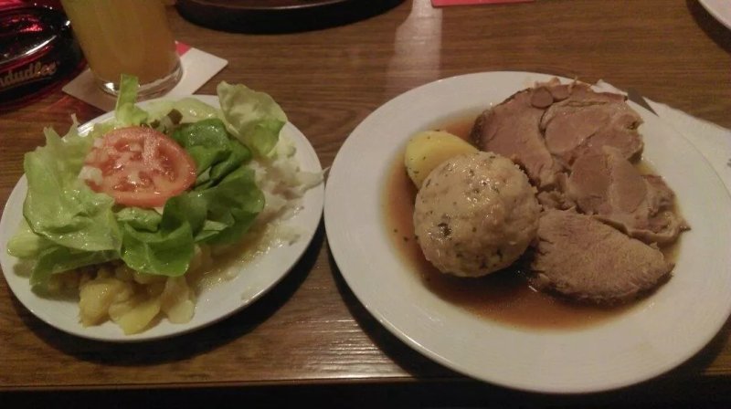 Gasthaus Hellmayr