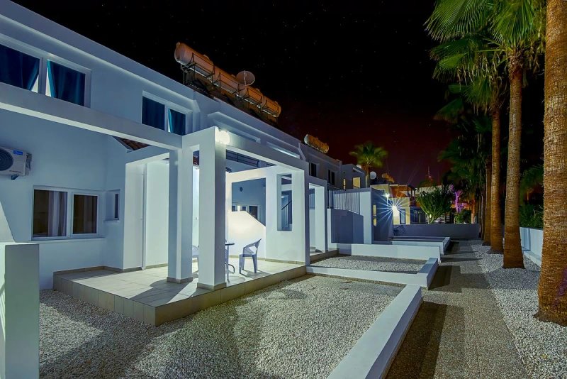 Color Cyprus Amozoniu Apartments