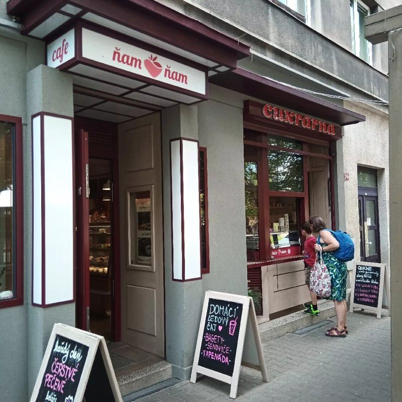 NAM NAM CAFE