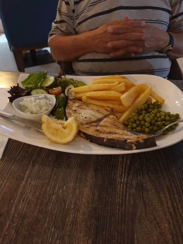 Mood'z Bar & Restaurant