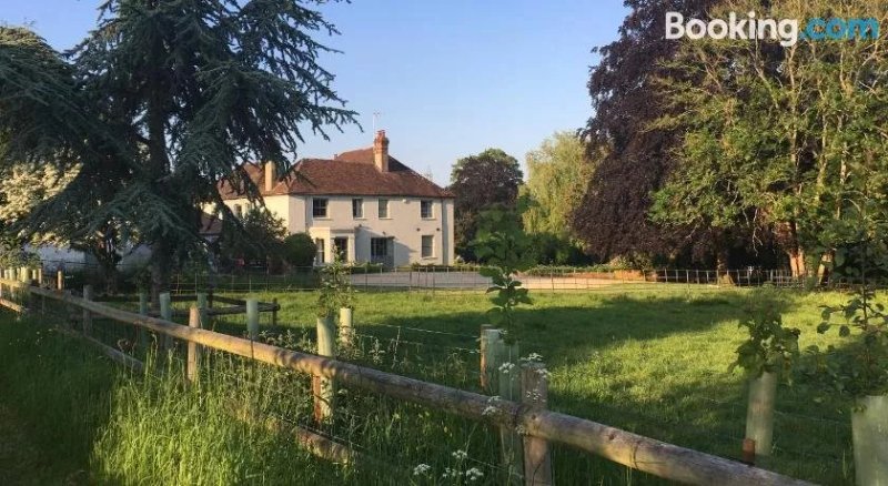 Lockerley Manor