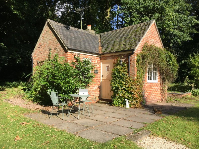 East Lodge Tatenhill