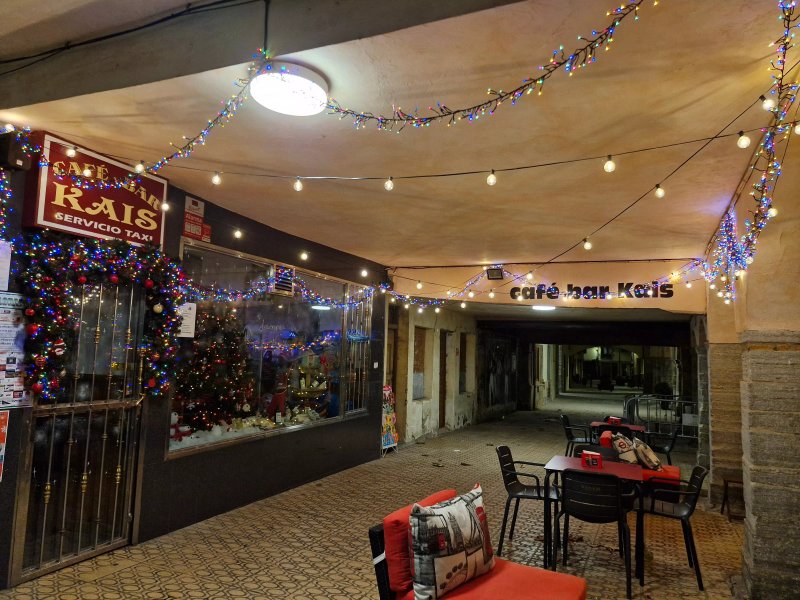Bar Kais