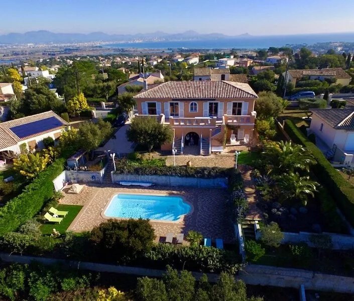 La Bastide, apartment with private pool near the Gulf of St Tropez