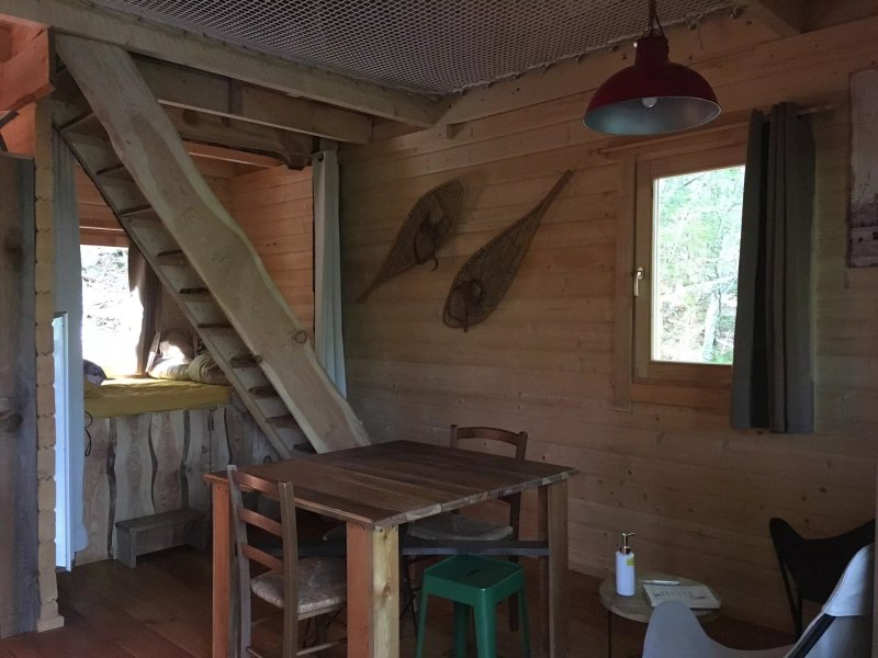 Les Cabanes Enchantees