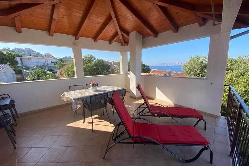 Two bedroom apartment with terrace and sea view Novi Vinodolski (A-5541-a)