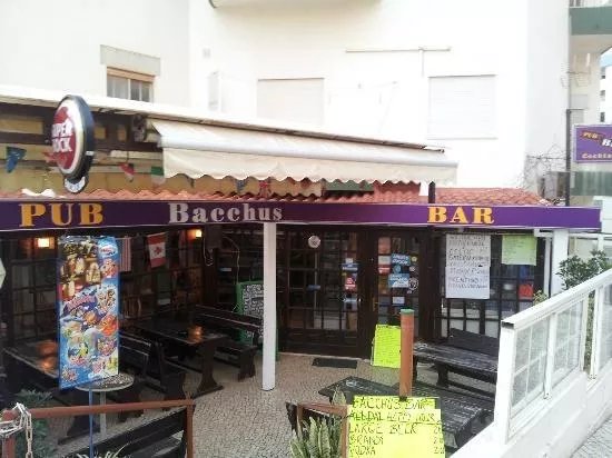 Bacchus bar praia da rocha