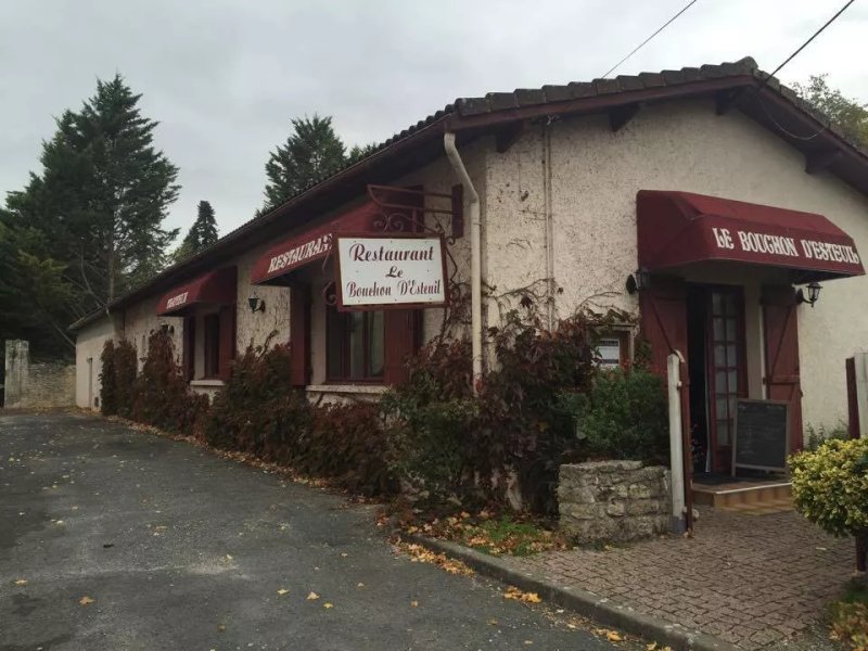 Le Bouchon D'esteuil