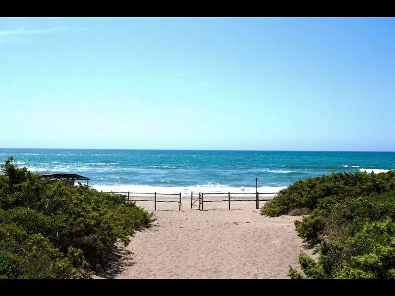 FABULOUS 4BD HOME IN CAPALBIO W/ PRIVATE POOL & GARDEN, MINUTES TO THE BEACH!