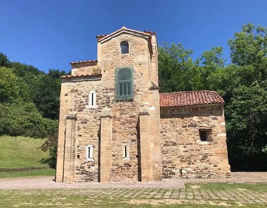 Iglesia Santa Maria de La Corte