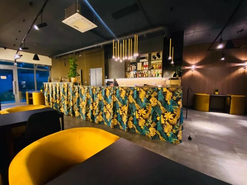 KOKO Zloty Krokodyl Restauracja