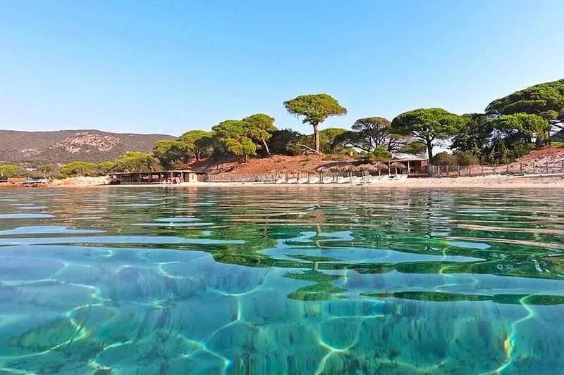 Villa Zetta, 3 bedrooms, shared heated swimming pool, 7kms center porto vecchio