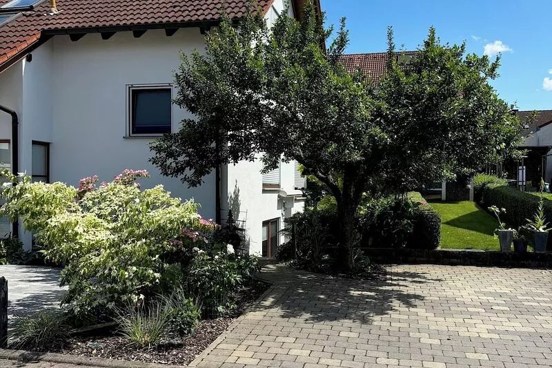 Rottenburg Seebronn 2 rooms. Bathroom, terrace, own entrance, easily accessible
