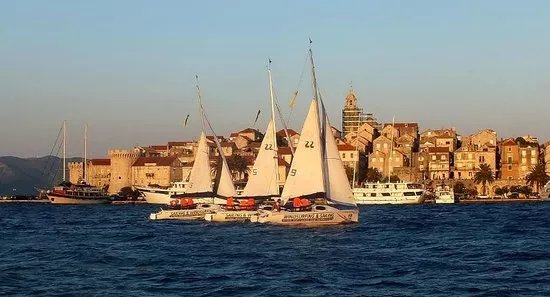 Oreb Club Sailing & Windsurfing School Center