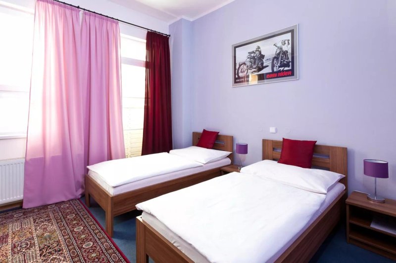 Sareza Hotel