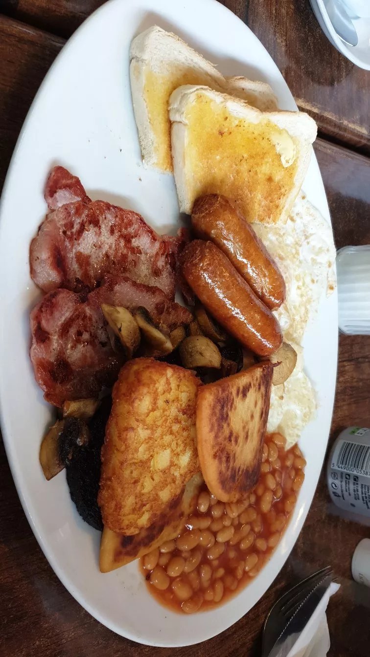 Posh nosh