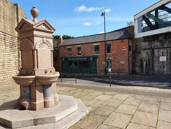 Hill Street Fountain
