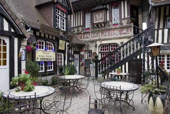 Village D'art Guillaume-Le-Conquerant