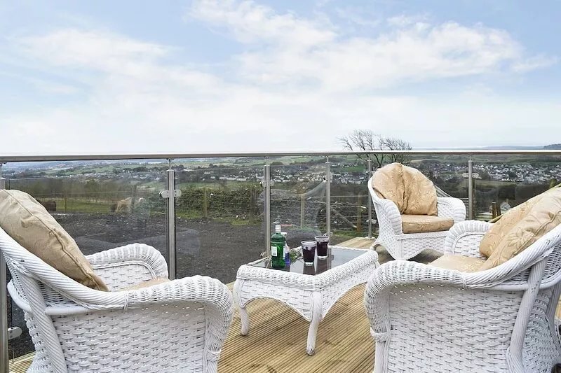 1 bedroom accommodation in Near Neilston