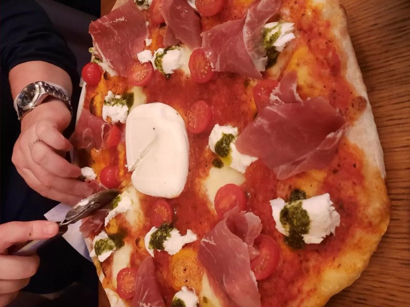 Atome Pizzeria Fine