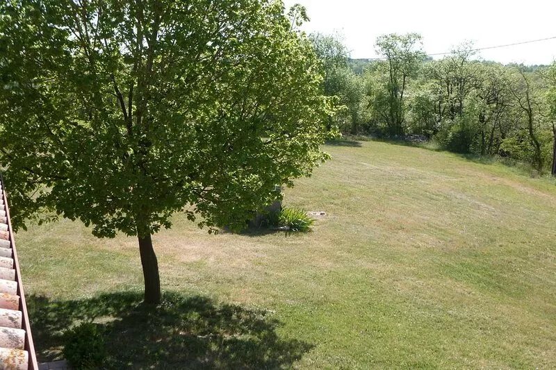 Bagat-en-Quercy rental: Former barn completely restored near Montcuq