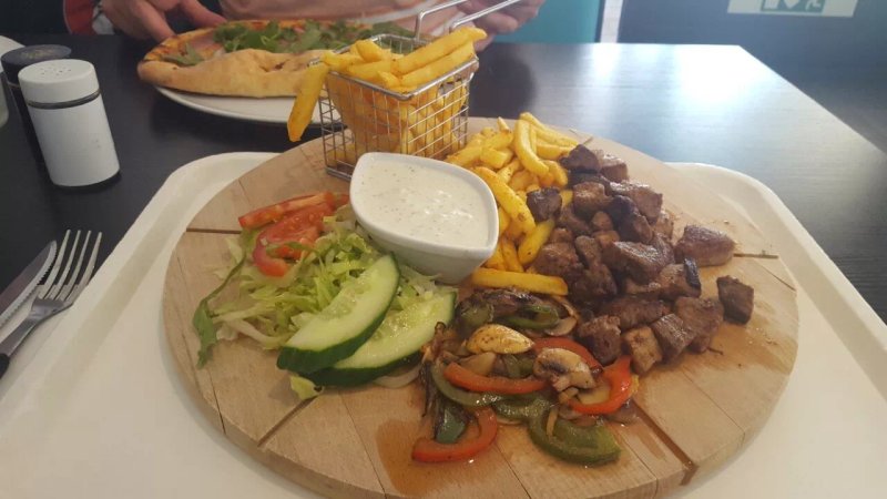 Katrins Restaurang Och Pizzeria