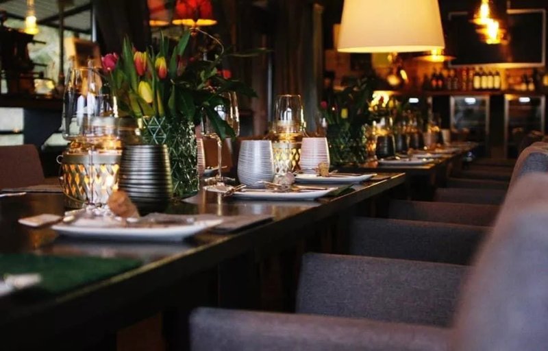 Costas Bistro