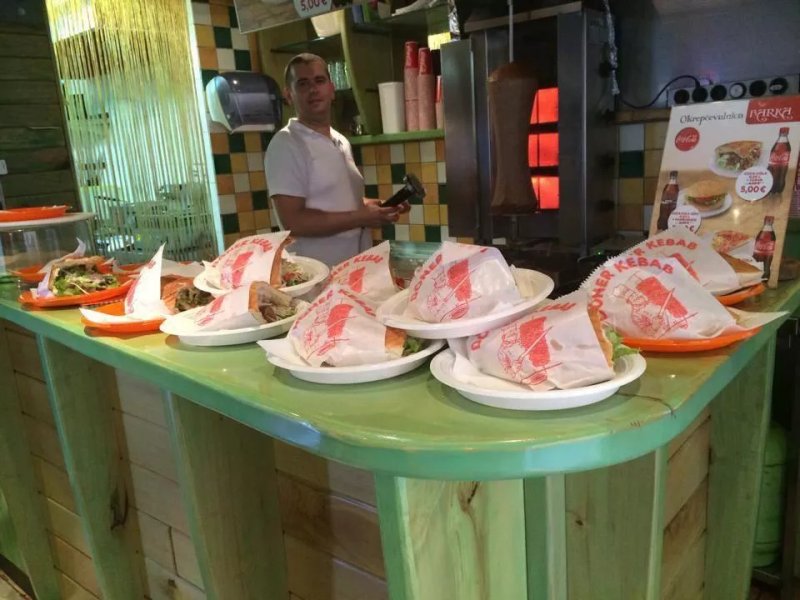 Okrepcevalnica BARKA KEBAB HALAL DONER