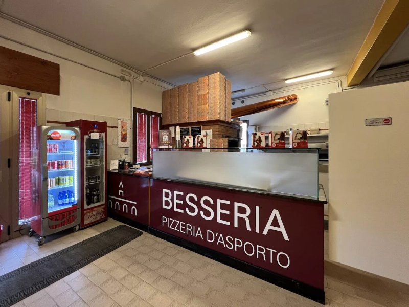 Besseria Pizzeria D'asporto