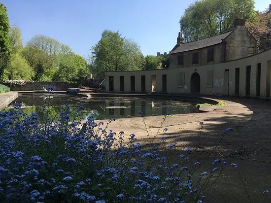 Cleveland Pools Lido Bath