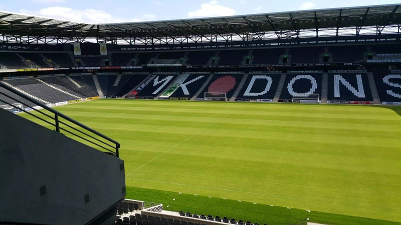 Pitchside Restaurant