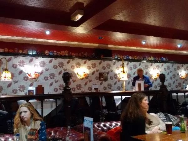 Victoria Lounge Bar